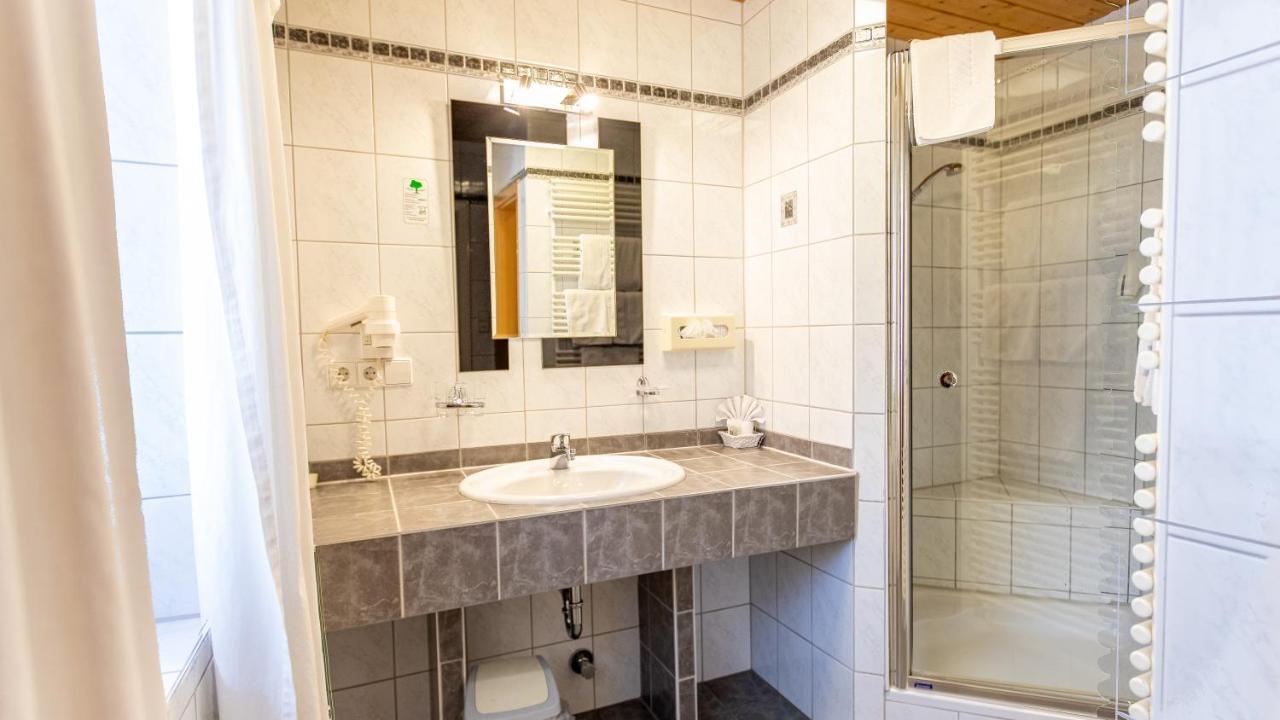 Aktivhotel & Gasthof Schmelz Ihr Urlaubs Hotel In Inzell Mit Wellness Hallenbad, Alpensauna & Dampfbad Eksteriør bilde