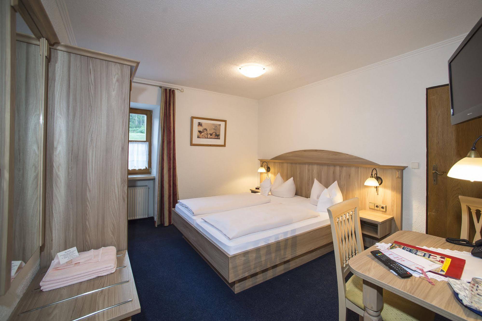 Aktivhotel & Gasthof Schmelz Ihr Urlaubs Hotel In Inzell Mit Wellness Hallenbad, Alpensauna & Dampfbad Eksteriør bilde